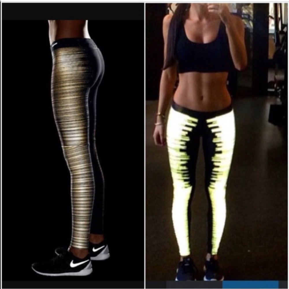 XL Nike flash print black gold legging